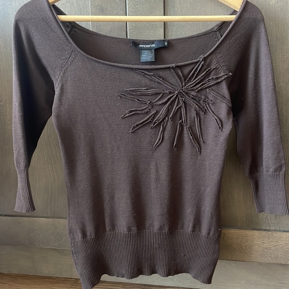 🤎Arden B sweater 🤎 - Picture 2 of 5